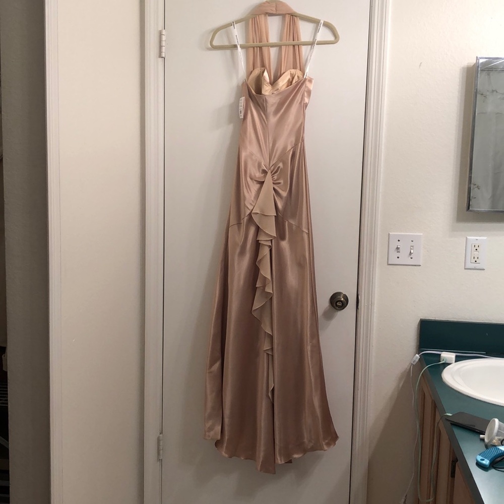 Dress - Picture 3 of 4